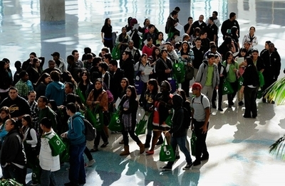 高校生から未来の「サイバー戦士」を発掘、米国