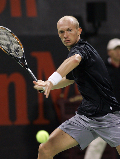 ＜男子テニス・カタール・エクソン・モービル・オープン 2007＞ダビデンコ ロクスを破り準決勝へ - カタール