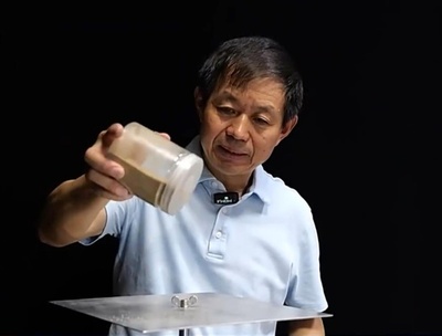 定年退職した元教師、科学普及動画でインフルエンサーに 中国