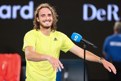 チチパスが全豪1回戦でシモンに圧勝 「魅するプレーできた」