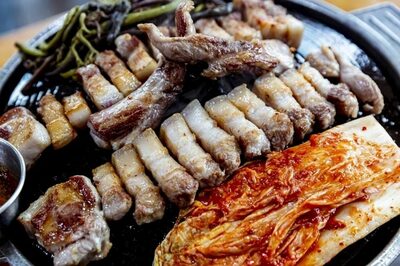 いつも食事を少なめに頼む“ケチすぎる”彼氏…韓国「なかった食欲まで湧いてくる」女性が嘆き？