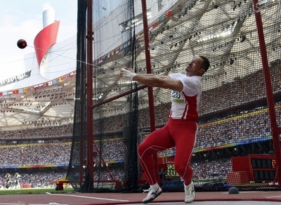 室伏 男子ハンマー投げ決勝進出