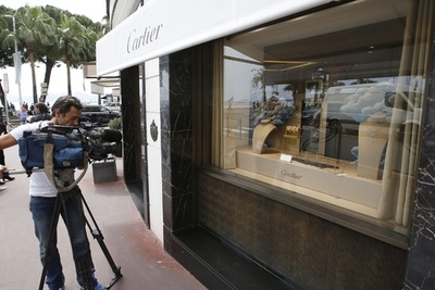 映画祭直前の仏カンヌで宝石強盗、推定24億円の被害