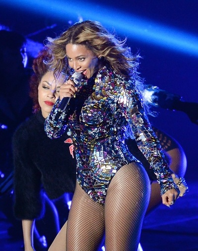 ビヨンセが年収130億円で首位、2014年音楽界の女性長者番付