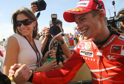 ストーナー サンマリノGPで4戦連続のポールポジションを獲得