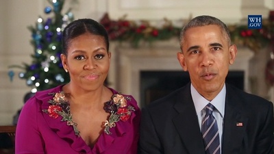 米大統領夫妻、ホワイトハウスから最後のクリスマスメッセージ