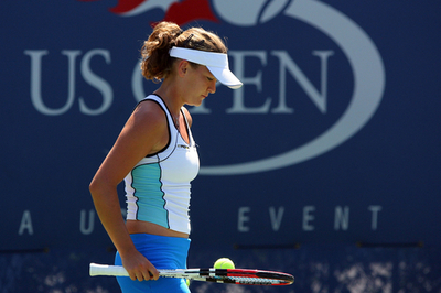 ラドワンスカ シュウェドワ退け2回戦へ