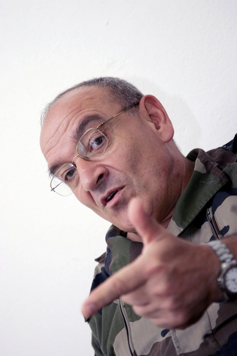 平和維持活動支援の仏分遣隊司令官、6月に辞任 - コートジボワール