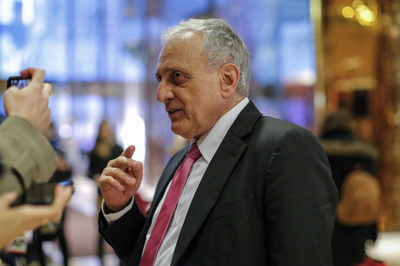 トランプ氏盟友「オバマ氏、死んでほしい」発言で炎上