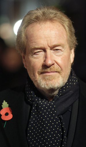 ユーチューブに投稿された「日常の一コマ」を映画に、R・スコット監督