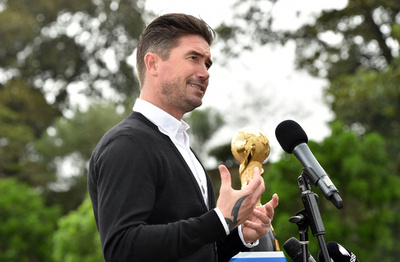 セルティック新コーチ就任のキューウェル氏 「悩むまでもなかった」