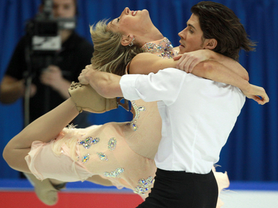 カー姉弟がSD首位 スケート・カナダ