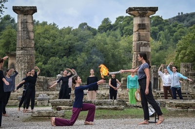北京五輪に抗議の活動家逮捕 採火式控え ギリシャ