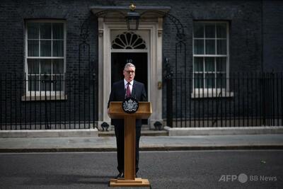 スターマー英首相、辞意を表明