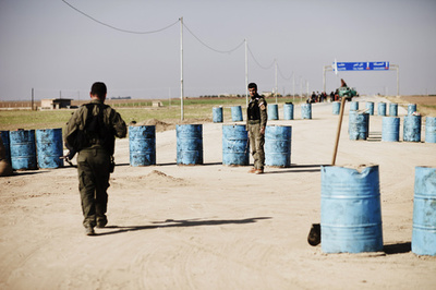 シリアでも自爆攻撃、16人死亡 ラマダン明け前日