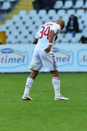 ACミラン、トリノに勝利もデ・ヨングが今季絶望の大けが