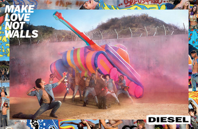 「ディーゼル」春夏広告、愛の戦車で“世界の壁”を壊す⁉
