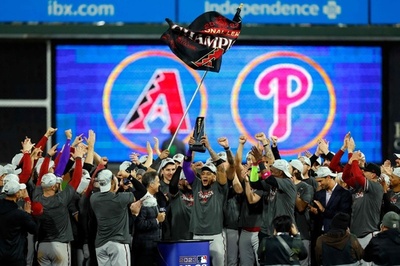 ダイヤモンドバックスが22年ぶりWSへ フィリーズ下す