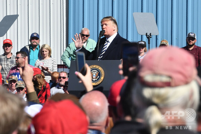 トランプ氏、核廃棄条約離脱の計画認める ロシアが違反と主張