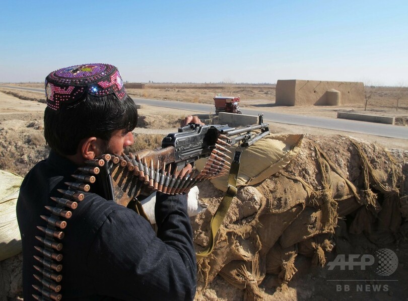 アフガン南部州、タリバン攻勢で陥落の危機