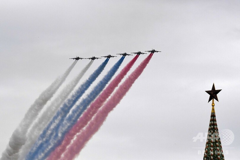 プーチン大統領、団結すれば「無敵」 戦勝記念日に国民へ呼び掛け