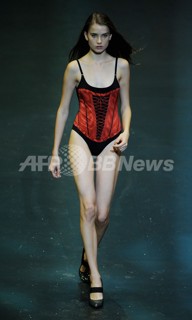 国際モデルコンテスト「エリート・モデル・ルック」中国で開催、優勝はベルギー代表