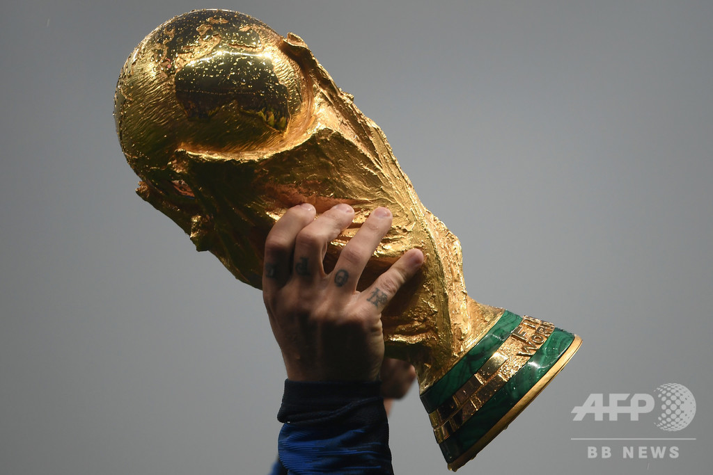 W杯ロシア大会の総視聴者数は約35億人、総人口の半数以上が見た計算 W杯ロシア大会の総視聴者数は約35億人、総人口の半数以上が見た計算