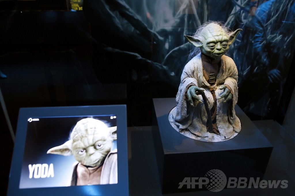 スター・ウォーズ世界の「個性」描く展覧会、パリ郊外