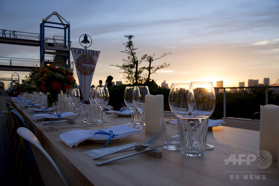 billsでおしゃれで美味しい時間、サンセットディナー開催