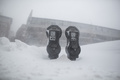 暴風雪に見舞われた米マサチューセッツ州ボストン市内で、雪に埋もれたパーキングメーター（2015年2月15日撮影）。(c)AFP/Getty Images/Scott Eisen