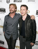 米カリフォルニア（California）州ウエストウッド（Westwood）ので開催された映画『ウォンテッド（Wanted）』のプレミア上映会に登場した俳優のトーマス・クレッチマン（Thomas Kretschmann、左）とジェームズ・マカヴォイ（James McAvoy、2008年6月19日撮影）。(c)AFP/Getty Images/Frederick M. Brown