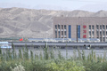 中国・新疆ウイグル自治区カシュガルにある、再教育施設とされる建物（2019年6月2日撮影、資料写真）。(c)GREG BAKER / AFP