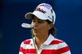 女子ゴルフ、CMEグループ・ツアー選手権（CME Group Tour Championship 2014）3日目。18番でバーディーパットを終えたジュリエッタ・グラナダ（Julieta Granada、2014年11月22日撮影）。(c)AFP/Getty Images/Sam Greenwood