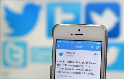 ツイッターの株式公開は「小規模」、フェイスブック教訓に