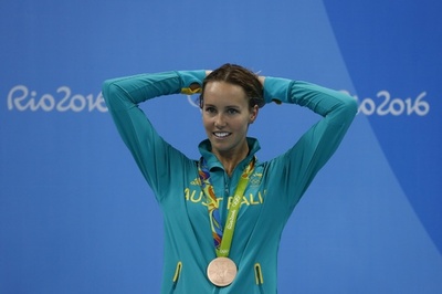 リオで夜遊びの豪メダリストらに処分、閉会式参加を認めず