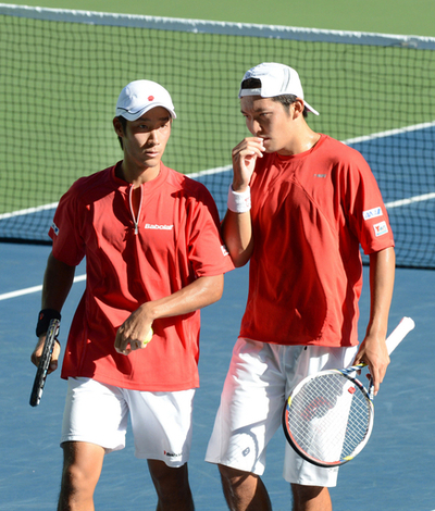 日本、ダブルスでイスラエルに2敗目 デビス杯