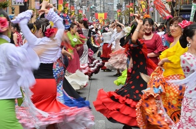 壮観！総勢500人のフラメンコ 東京・立川市