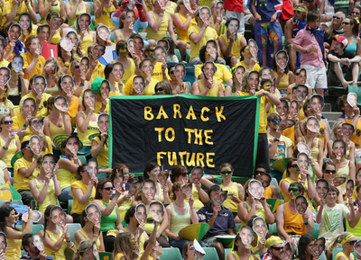 大会を楽しむファンや選手、全豪オープン4日目