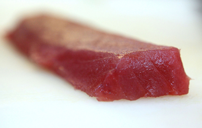 お手頃価格のマグロ、それは本マグロじゃない