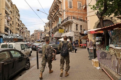 経済危機で兵士も副業 軍は見て見ぬふりも レバノン