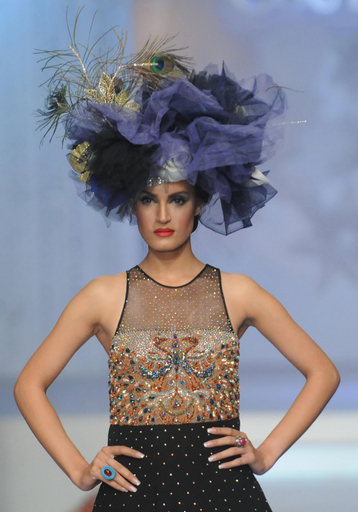 パキスタンでブライダル・クチュール・ウィーク開催