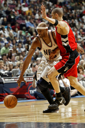 ＜06-07NBA プレーオフ＞ネッツ ラプターズに快勝しカンファレンス準決勝進出に王手 - 米国