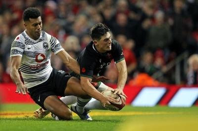 ウェールズが14人のフィジーに勝利 豪戦に向けて弾み