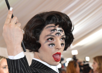 【今日の1枚】どれが本物の目？