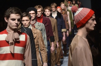 フリーダ退任後初のコレクション、「グッチ」15/16年秋冬メンズ