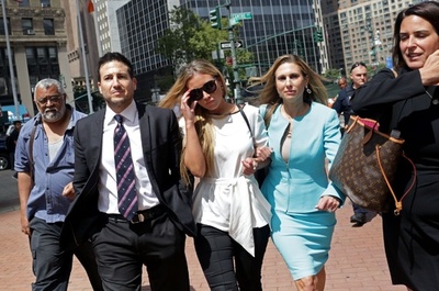 「私は彼の奴隷だった」 エプスタイン裁判終了前に女性十数人が証言