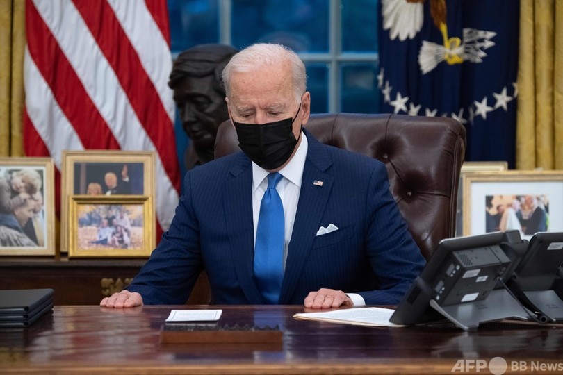 バイデン氏、ドイツ駐留米軍削減計画を凍結へ 補佐官