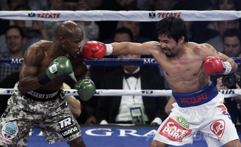 パッキャオがブラッドリーとの再戦制す、WBOウェルター級