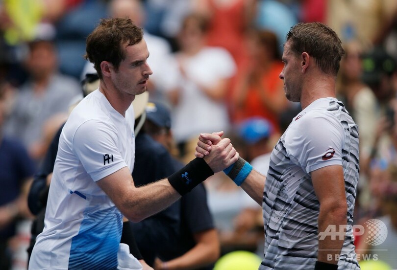 マレーが14か月ぶりGS白星、1日7時間のリハビリで全米初戦突破