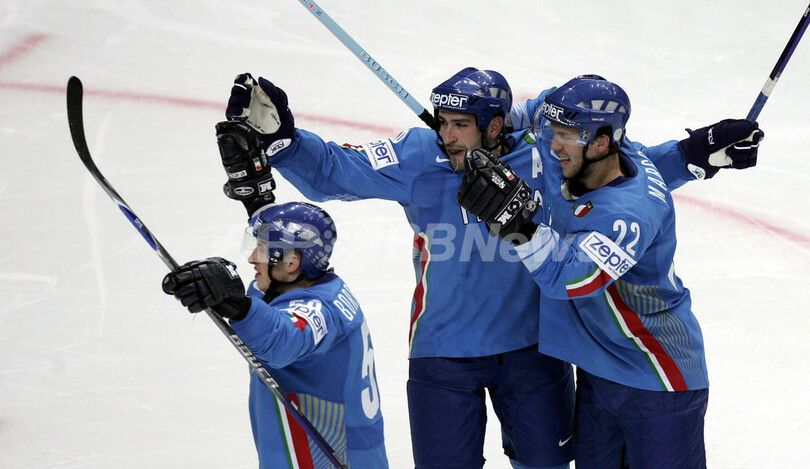 ＜アイスホッケー 世界選手権大会2007＞スウェーデン 7点を奪いイタリアに快勝 - ロシア